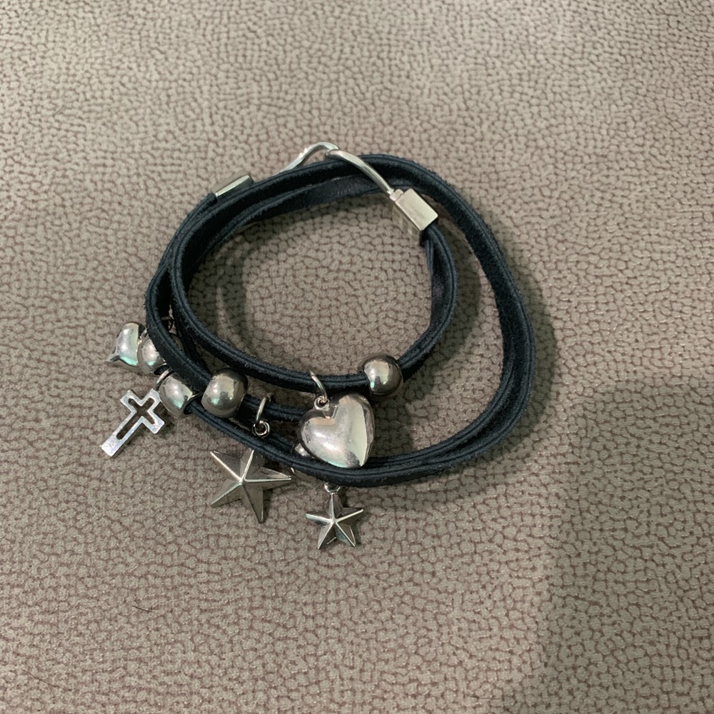 🧡 Bracelet with charms